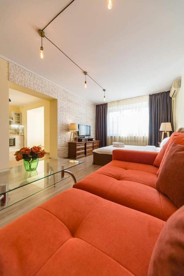 1 Room 65M2 Center Of Obolon Near River Side. Kiev Eksteriør bilde